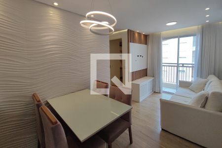 Sala de apartamento à venda com 3 quartos, 64m² em Vila Satúrnia, Campinas