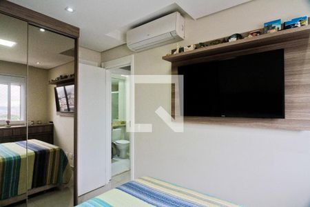 Suíte de apartamento à venda com 2 quartos, 65m² em Vila Ester (zona Norte), São Paulo