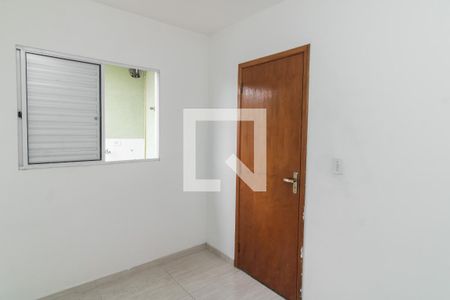 Quarto 1 de apartamento para alugar com 2 quartos, 46m² em Vila Dalila, São Paulo