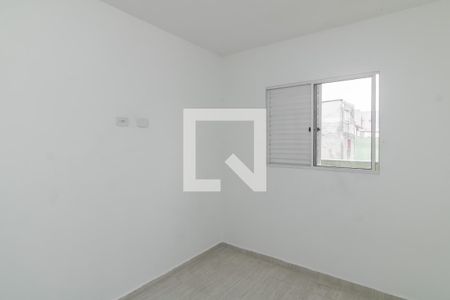 Quarto 2 de apartamento para alugar com 2 quartos, 46m² em Vila Dalila, São Paulo