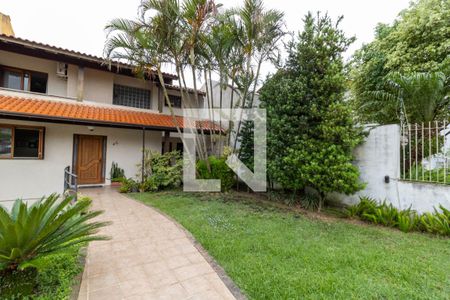 Casa à venda com 382m², 4 quartos e 2 vagas Casa à venda com 382m², 4 quartos e 2 vagasJardim