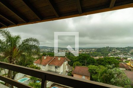 Casa à venda com 382m², 4 quartos e 2 vagas Casa à venda com 382m², 4 quartos e 2 vagasVaranda da Suíte