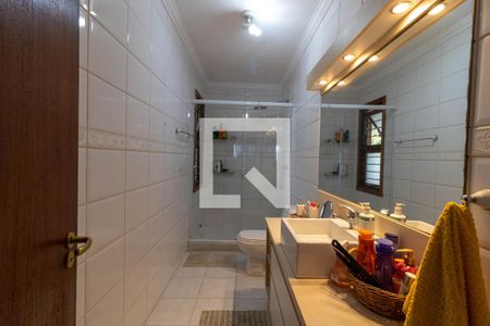 Casa à venda com 382m², 4 quartos e 2 vagas Casa à venda com 382m², 4 quartos e 2 vagasBanheiro 1