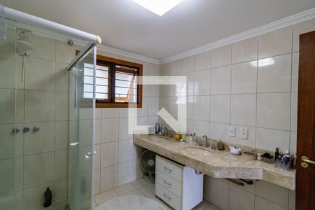 Casa à venda com 382m², 4 quartos e 2 vagas Casa à venda com 382m², 4 quartos e 2 vagasBanheiro da Suíte