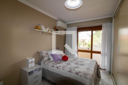 Casa à venda com 382m², 4 quartos e 2 vagas Casa à venda com 382m², 4 quartos e 2 vagasQuarto 2