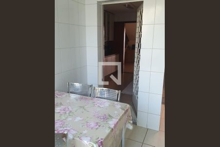 Cozinha de casa à venda com 5 quartos, 250m² em Pedro II, Belo Horizonte