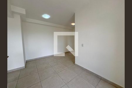 Sala de apartamento à venda com 3 quartos, 69m² em Medeiros, Jundiaí