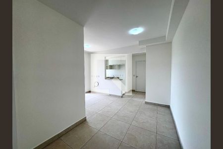 Sala de apartamento à venda com 3 quartos, 69m² em Medeiros, Jundiaí