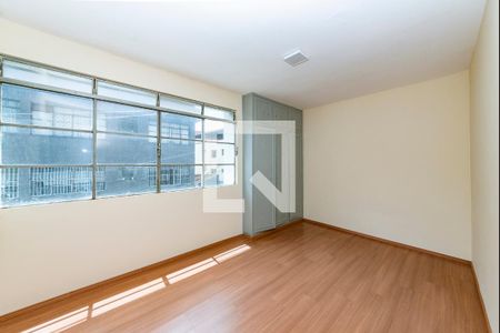 Quarto 1 de apartamento para alugar com 2 quartos, 160m² em Alto Barroca, Belo Horizonte