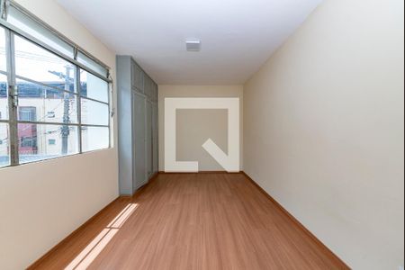 Quarto 1 de apartamento para alugar com 2 quartos, 160m² em Alto Barroca, Belo Horizonte