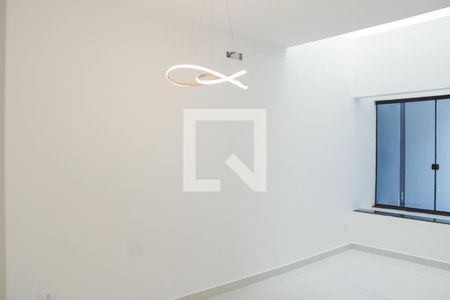 Sala de casa à venda com 3 quartos, 140m² em Vila Isolina Mazzei, São Paulo