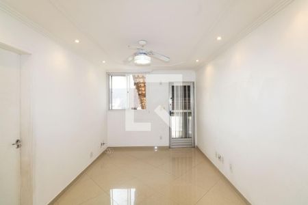 Sala de apartamento para alugar com 2 quartos, 50m² em Inhoaíba, Rio de Janeiro