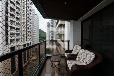 Varanda de apartamento para alugar com 4 quartos, 225m² em Morro do Maluf, Guarujá