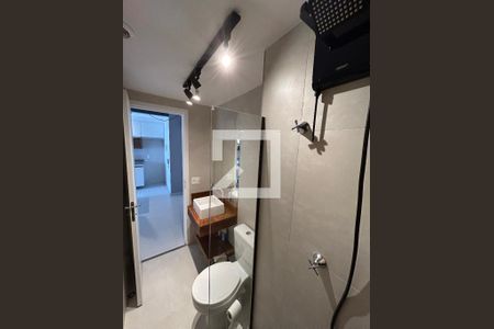 Banheiro de apartamento para alugar com 1 quarto, 34m² em Água Branca, São Paulo