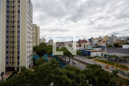 Sala de apartamento para alugar com 3 quartos, 106m² em Ipiranga, Belo Horizonte