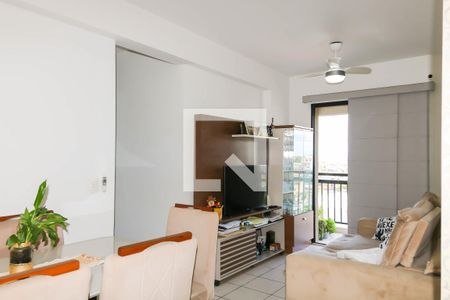 Sala de apartamento para alugar com 3 quartos, 65m² em Del Castilho, Rio de Janeiro