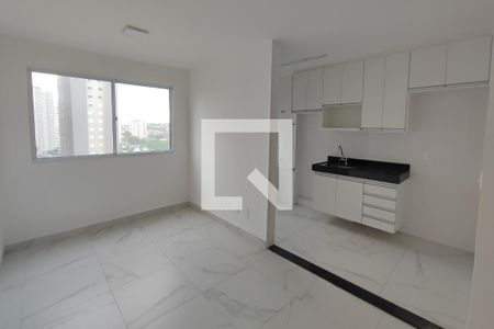 Sala de apartamento à venda com 2 quartos, 43m² em Parque Industrial, Campinas