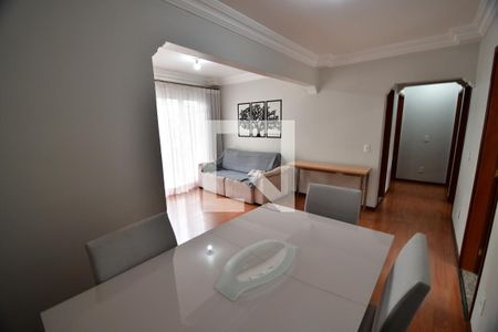 Sala de apartamento à venda com 3 quartos, 79m² em Taquaral, Campinas