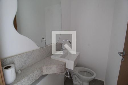 Lavabo de casa de condomínio para alugar com 3 quartos, 82m² em Granja Marileusa, Uberlândia