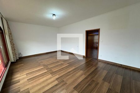 Sala de casa para alugar com 3 quartos, 215m² em Jardim Palma Travassos, Ribeirão Preto