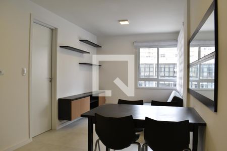 Sala de apartamento para alugar com 1 quarto, 34m² em Centro, Curitiba