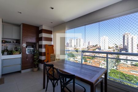 Sala de apartamento à venda com 3 quartos, 132m² em Taquaral, Campinas