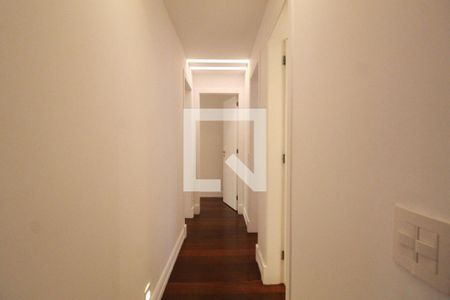 Corredor de acesso de apartamento para alugar com 4 quartos, 238m² em Leblon, Rio de Janeiro