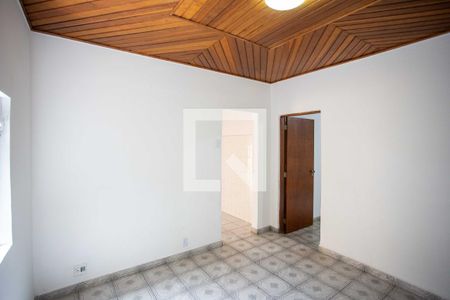 Sala de casa para alugar com 1 quarto, 42m² em Canhema, Diadema