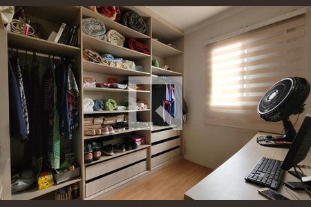 Closet de apartamento à venda com 1 quarto, 110m² em Jardim Itapoan, Santo André