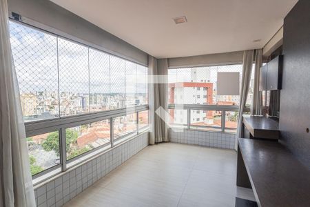 Sala 1 de apartamento para alugar com 4 quartos, 167m² em Grajaú, Belo Horizonte