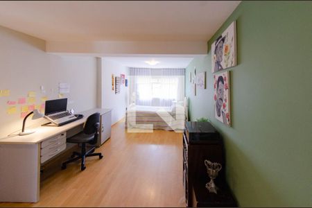 Quarto 2 de casa à venda com 4 quartos, 190m² em Carlos Prates, Belo Horizonte