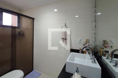 Banheiro Suíte de apartamento à venda com 3 quartos, 104m² em Vila Anhanguera, Campinas