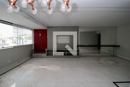 Sala  de apartamento à venda com 4 quartos, 136m² em Cachoeirinha, Belo Horizonte