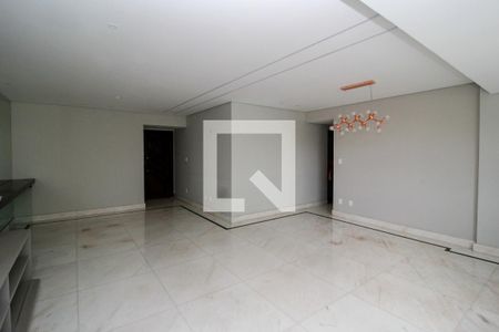 Sala  de apartamento à venda com 4 quartos, 136m² em Cachoeirinha, Belo Horizonte