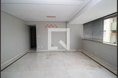 Sala  de apartamento à venda com 4 quartos, 136m² em Cachoeirinha, Belo Horizonte