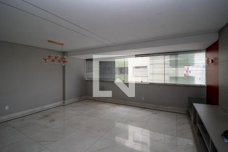 Sala  de apartamento à venda com 4 quartos, 136m² em Cachoeirinha, Belo Horizonte