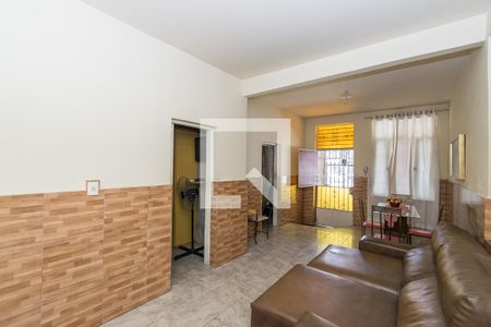 Casa 1 - Sala de casa à venda com 6 quartos, 195m² em Penha, Rio de Janeiro