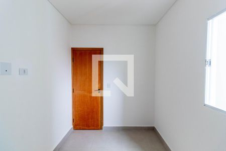 Quarto 1 de apartamento para alugar com 2 quartos, 45m² em Vila Sao Geraldo, São Paulo