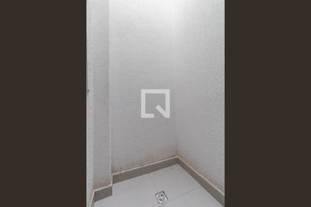 Área de Serviço de apartamento para alugar com 2 quartos, 60m² em Vila Sao Geraldo, São Paulo