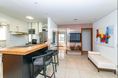 Sala de apartamento à venda com 2 quartos, 63m² em Belvedere, Belo Horizonte