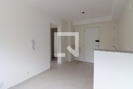 Sala/Cozinha de apartamento à venda com 2 quartos, 33m² em Jardim Celeste, São Paulo