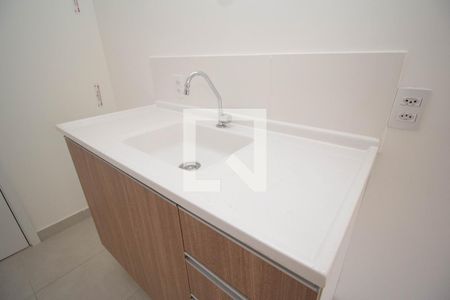 Sala/Cozinha de apartamento para alugar com 2 quartos, 35m² em Piqueri, São Paulo