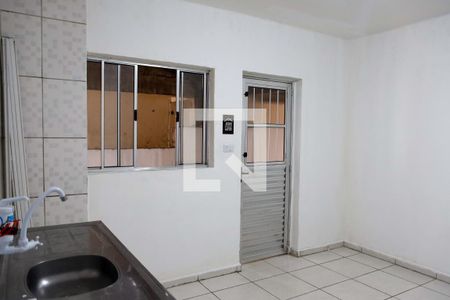 Sala/Cozinha de casa para alugar com 2 quartos, 45m² em Bela Vista, Osasco