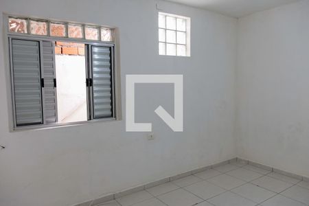 Quarto 1 de casa para alugar com 2 quartos, 45m² em Bela Vista, Osasco