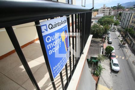 Plaquinha de apartamento para alugar com 3 quartos, 77m² em Freguesia (jacarepaguá), Rio de Janeiro