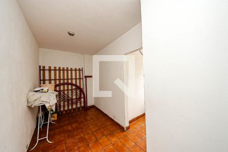 Suíte de casa para alugar com 3 quartos, 150m² em Jardim Santa Teresinha, São Paulo