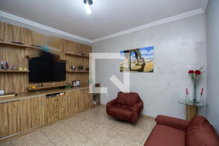 Sala de casa à venda com 4 quartos, 189m² em Floresta, Belo Horizonte