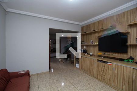 Sala de casa à venda com 4 quartos, 189m² em Floresta, Belo Horizonte