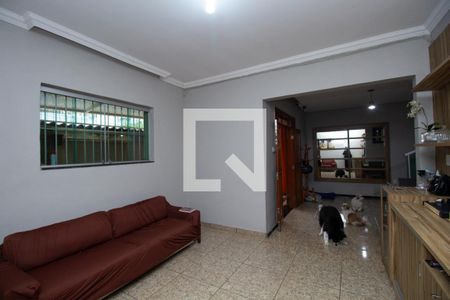 Sala de casa à venda com 4 quartos, 189m² em Floresta, Belo Horizonte