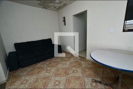 Sala de kitnet/studio para alugar com 1 quarto, 40m² em União, Belo Horizonte